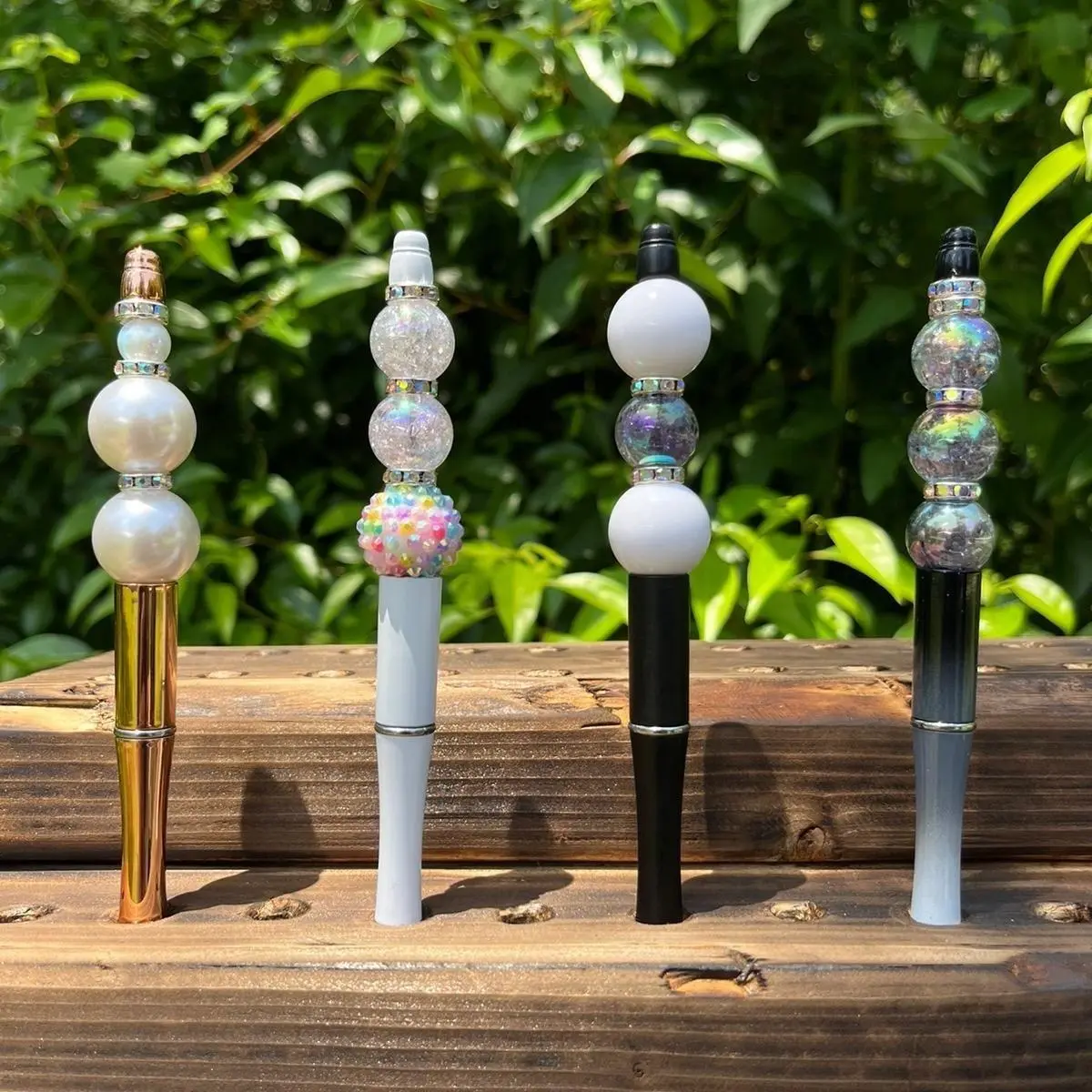 Customizable Beaded Pens for Unique Writing Experience