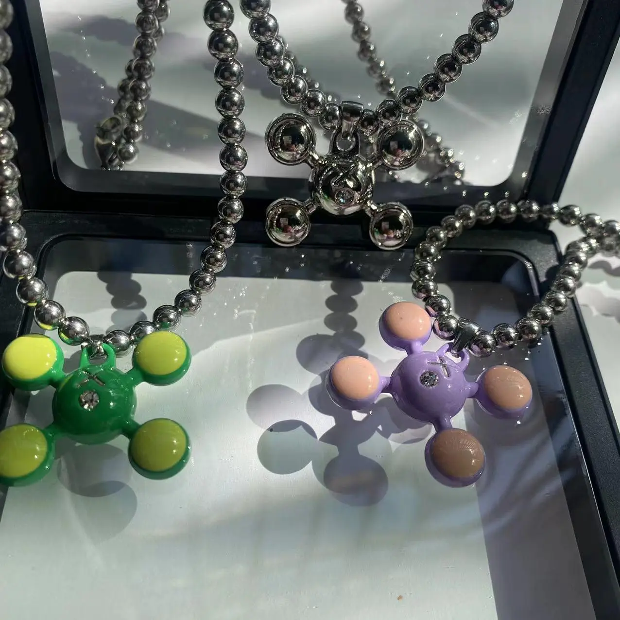 Fashion Four-corner Ball Pendant Necklace Personality Hip Hop Trend Niche Necklace Fine Jewelry Gifts for Men and Women Fashion Four-corner Ball Pendant Necklace Personality Hip Hop Trend Niche Necklace Fine Jewelry Gifts for Men and Women