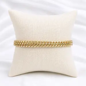 Luxe Cuban Clasp Bracelet - Fits 7 inches