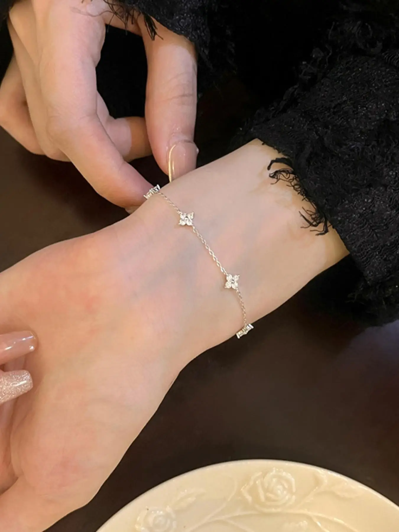 925 Sterling Silver Elegant Temperament Glitter Zircon Decor Adjustable Bracelet, Trendy All-match & Exquisite Jewelry for Women for Gift