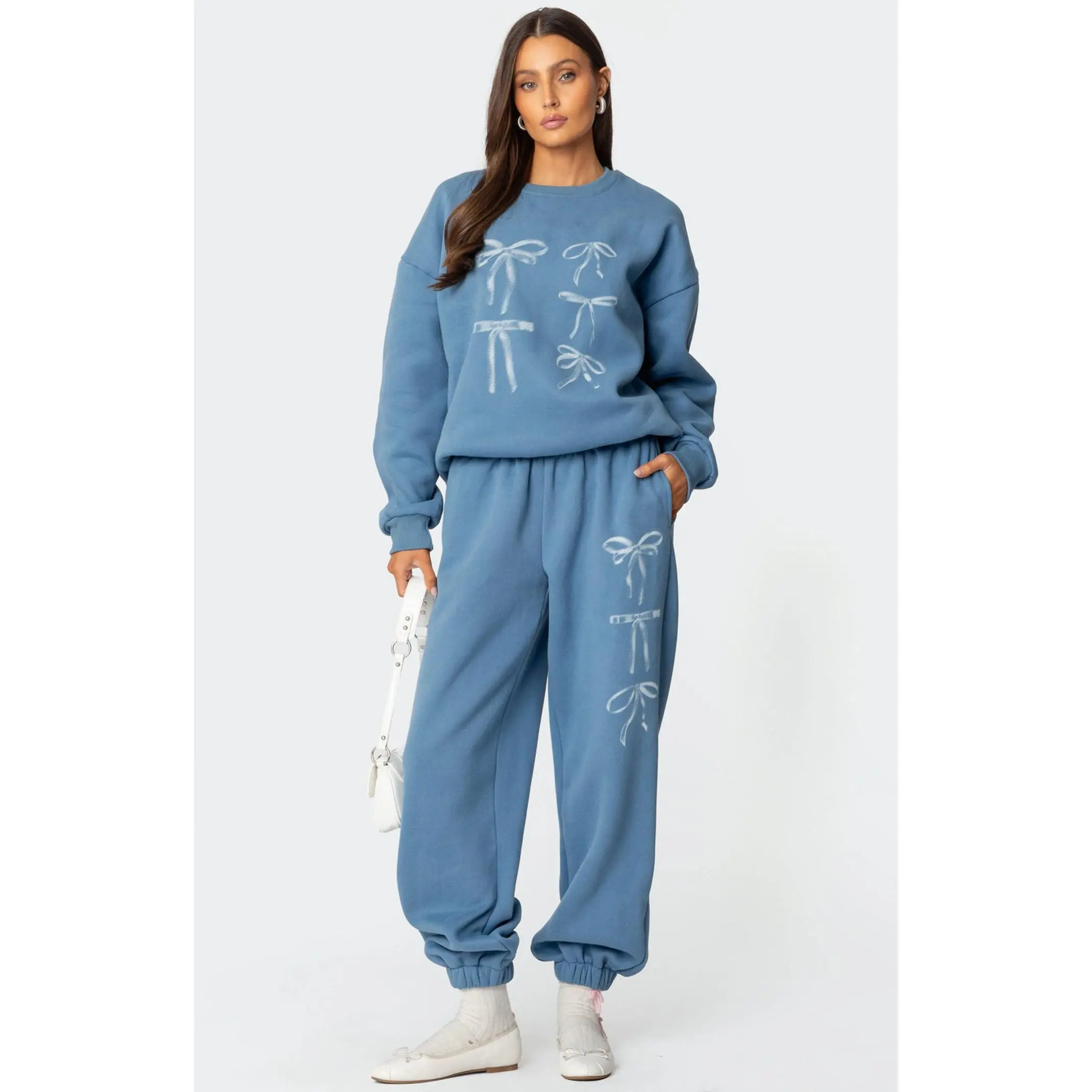Edikted Women's Bow Bliss Oversized Sweatpants