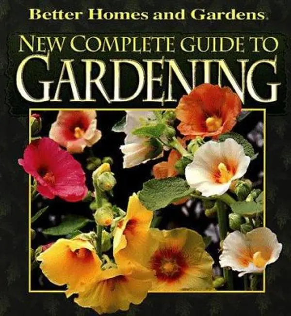 Used Hardcover Book - New Complete Guide to Gardening by Susan A. Roth (English) - Comprehensive Gardening Resource for Experienced Gardeners, 600 Colour Pages for Growing Success, Better Homes & Gardens Books