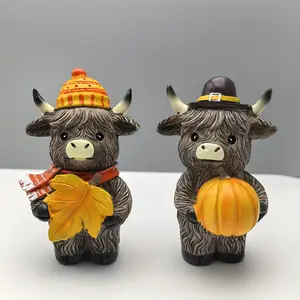 Halloween Highland Cow Decorations with Pumpkins, Hand-Painted Resin Country Style, Cute Hat Cows, Indoor Outdoor Decoration, Home Decor Ornament