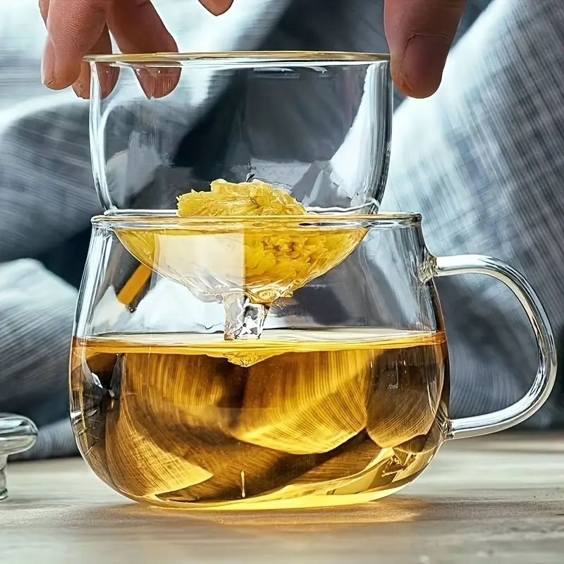 One 380ml/12.85oz Clear Glass Serving Tea Cup with Lid and Separator, Suitable for Lemonade, Water, Tea, and Juice. Ideal for Summer Chilled Beverages, and Perfect for Both Office and Home Use Kitchenware