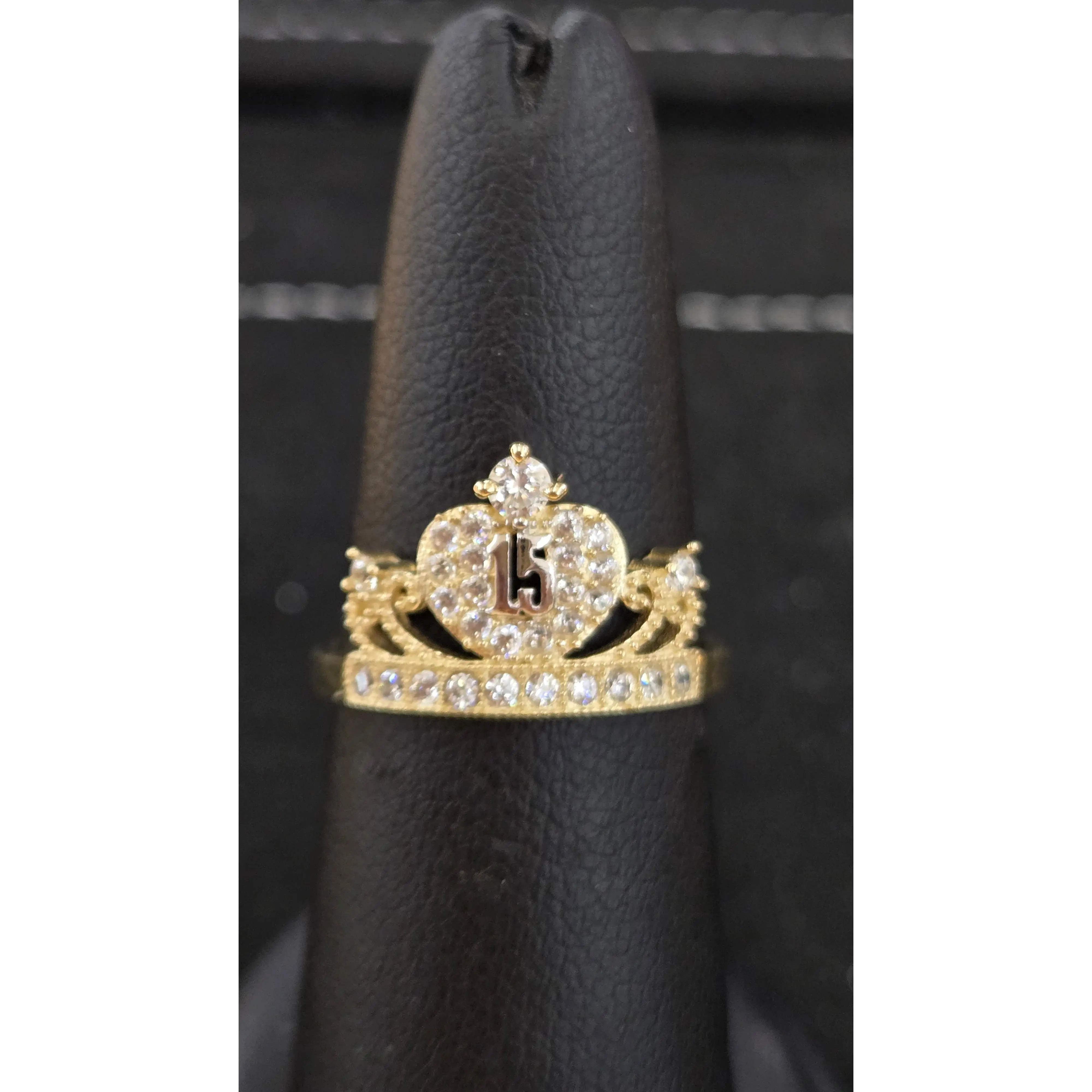 14k Quinceañera ring
