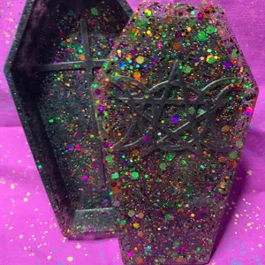 Coffin trinket box