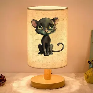 This adorable ambient table lamp features a cartoon black cat with big eyes. Powered by USB, it's suitable for bedroom and living room decoration and makes a perfect gift for family and friends during Valentine's Day, Christmas