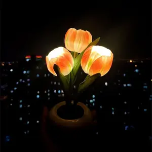 Desktop Tulip Ambience Night Light, Battery Powered Desk Atmosphere Lamp, Office Table Decor Mood Lighting, Indoor Aesthetic Desktop Decoration Lamp