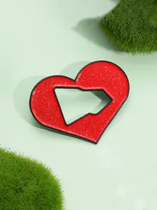 Heart Shaped Brooch, Fashionable Clothes Accessories for Women & Men for Daily Clothing Decor, Enamel Pin Suitable for Backpacks, Jeans, Scarves, Hats Decoration