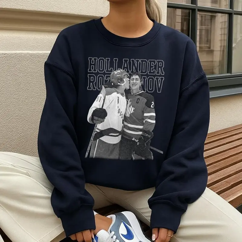 Cozy Unisex Hudson Williams Sweatshirt Inspired by Heated Rivalry – Featuring Connor Storrie, Ilya Rozanov, and Shane Hollander Design