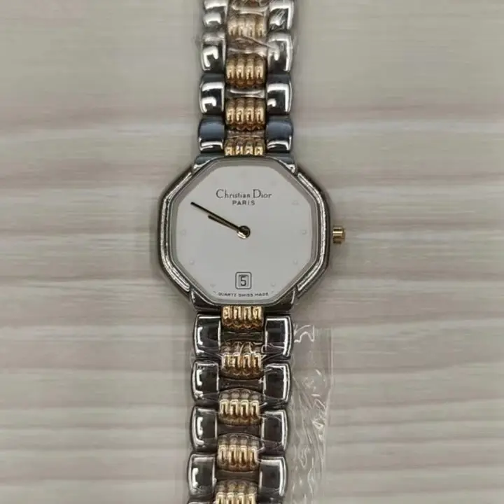 Dior La D de Dior 25mm Steel Gold-Plated Watch White Dial MWP000330