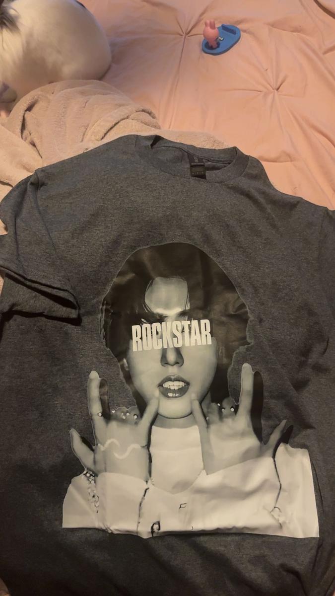 Item: Dark Heather, Short Sleeves Tshirt M