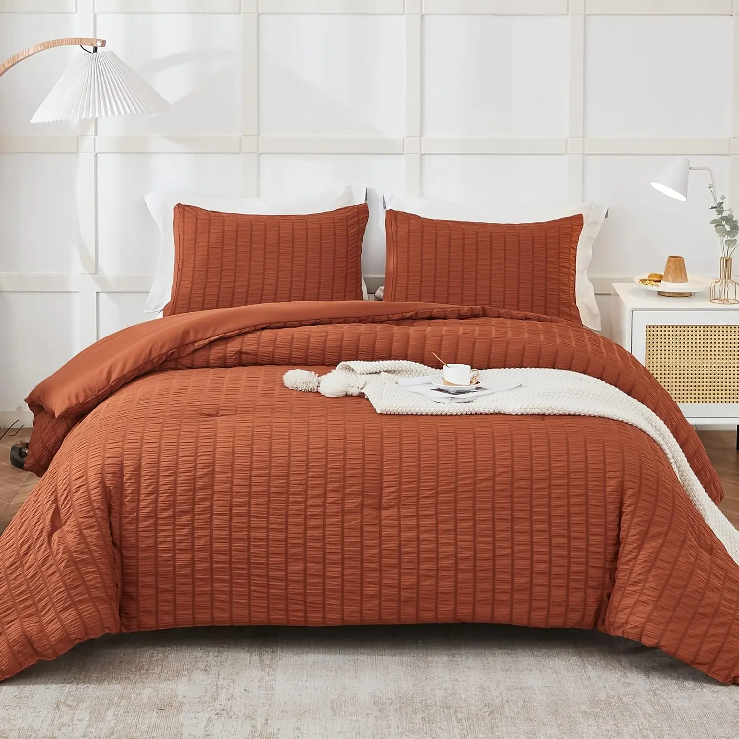 Terracotta Seersucker Twin/Twin XL Comforter (68x90 inches), 2-100% Microfiber Lightweight Comforter with 2 Pillowcases, Down Alternative Comforter for