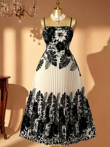 Plus Size Dress, Fashion Print, Pleated Skirt, Strapless, Vacation Style, Trendy Clothing for Women, Perfect for Casual Wear