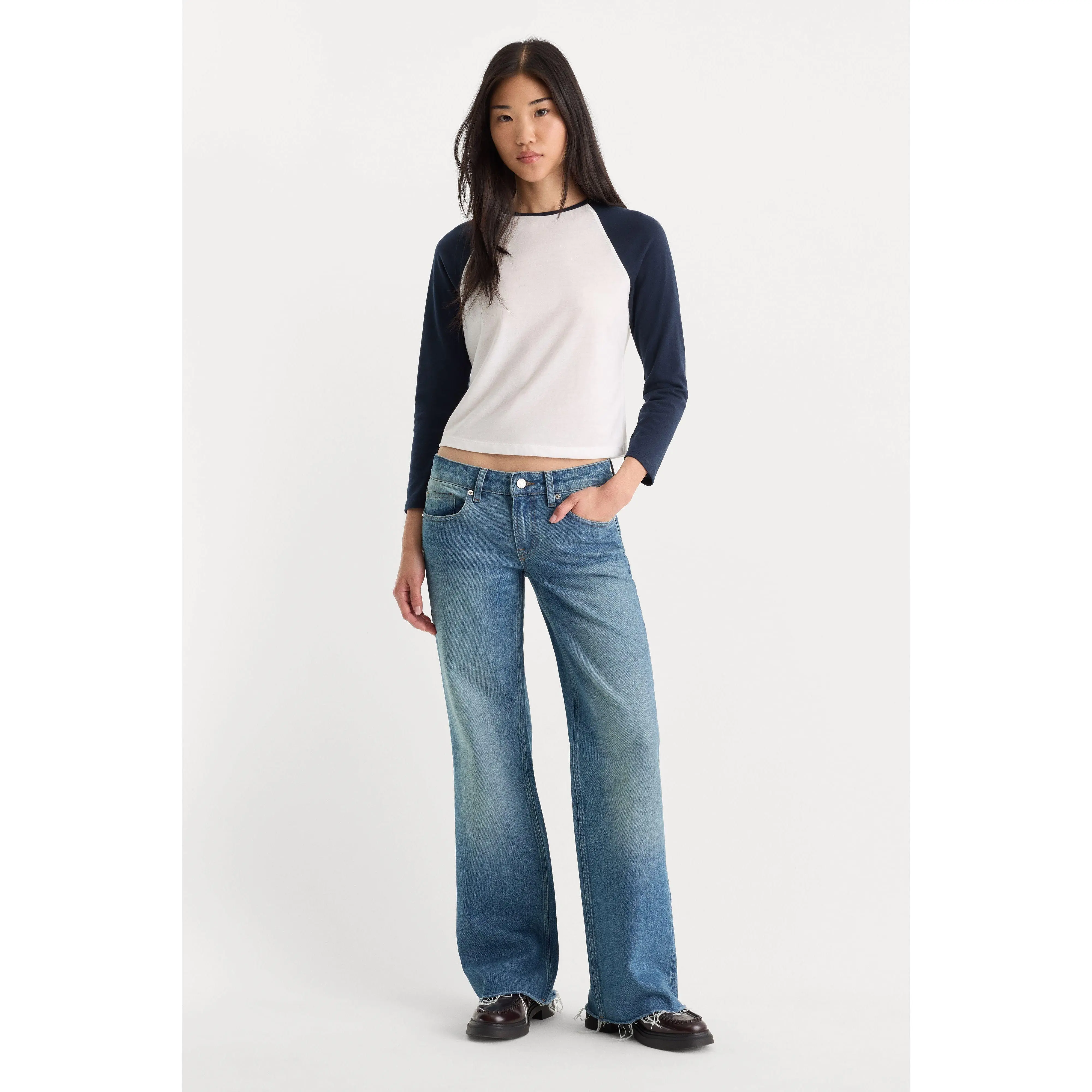 VINTAGE LOW LOOSE JEANS | TROUBLED WATER