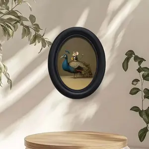 1 count Vintage Peacock & Suit-Wearing Mouse 3D Retro Wooden Photo Frame - 6.8 * 8.7inch Oval Wall Art Picture Frame, Reusable Farmhouse Decor for Living Room, Bedroom, Kitchen - Thanksgiving Christmas Home Decoration With Frame