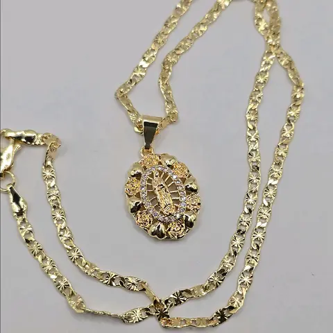 VIRGIN MARY beautiful necklace with hearts roses stone's plain regular style gold-plated