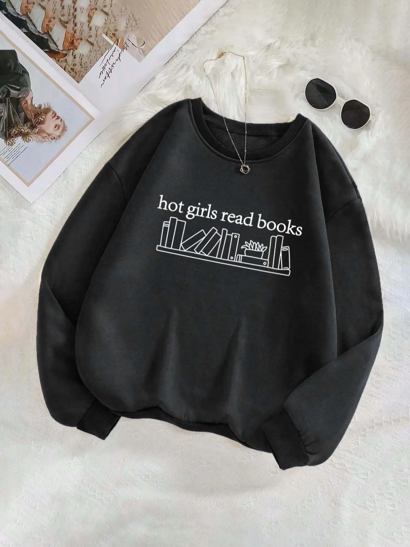 Women's Geometric Print Pullover Sweatshirt, Loose-Fit Round Neck Street Style, Fall & Winter Casual Fleece Lined Jumper