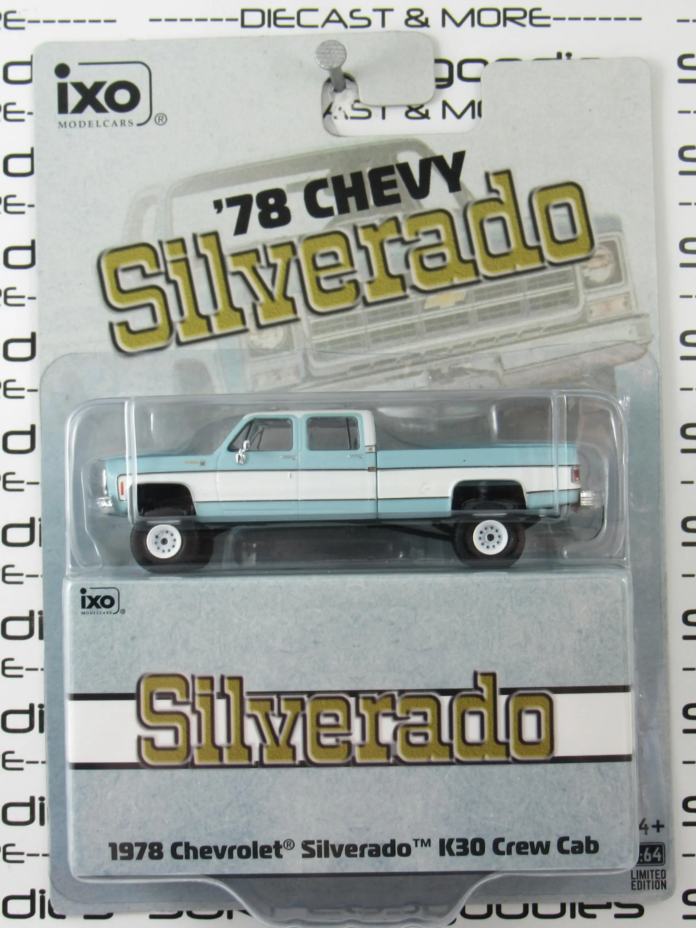 2026 IXO America 1:64 LIFTED Light Blue & Frost White 1978 CHEVROLET SILVERADO K30 CREW CAB Pickup