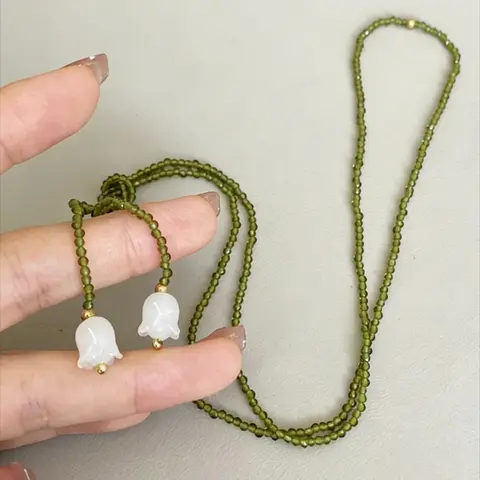 1 Piece Handmade Crystal Bead White Bell Orchid Necklace, Multiple Wearing Styles, Beaded Pendant Necklaces, Accessory Necklace