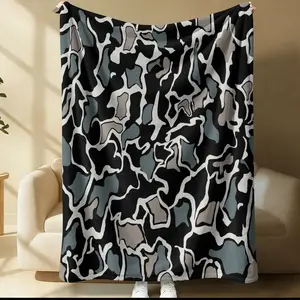 Camouflage Pattern Flannel Blanket, Soft Throw Blanket, Air-conditioned Room Blanket, Warm Nap Blanket for Home & Office & Travel,Boyfriend Stocking Stuffers