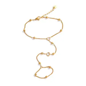 STATEMENT GOLD - Heart Charm Hand Chain