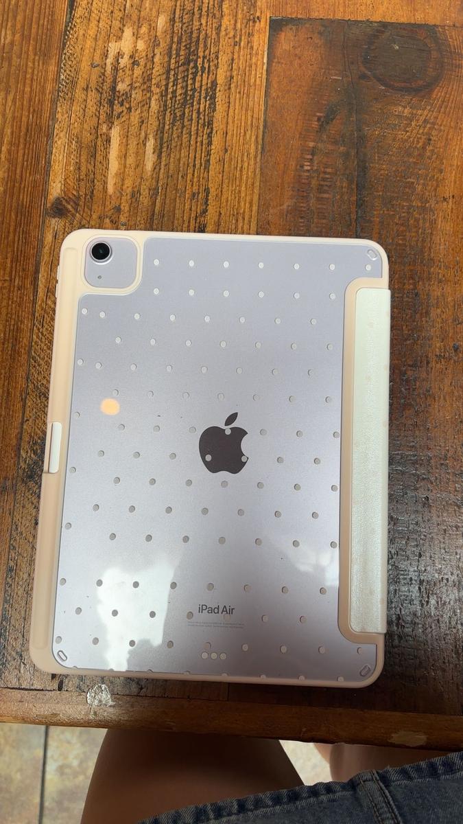 Item: multicolor, IPad Air 10.9-Inch 2020