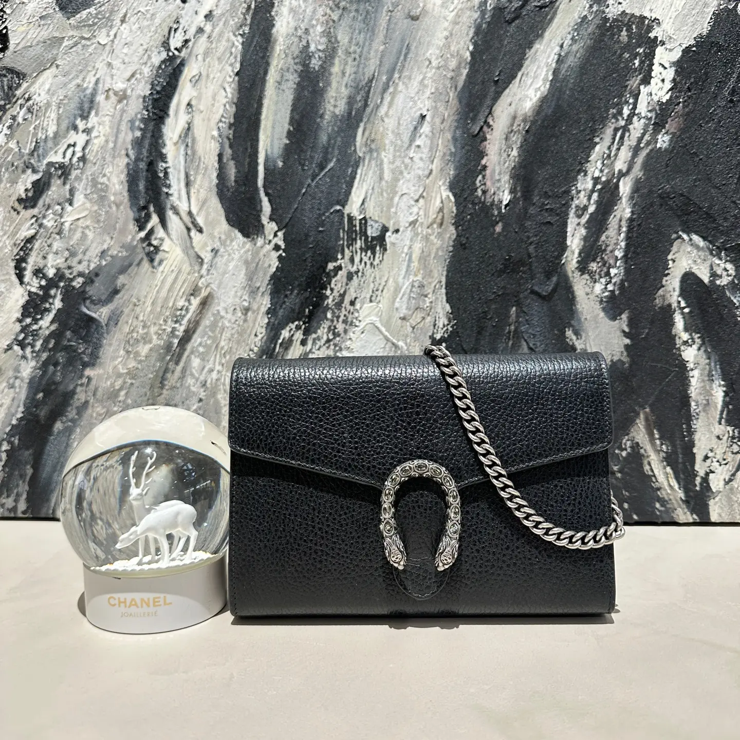 Pre-owned GUCCI Black Pequin Leather Handbag with Silver Chain Strap and Horsebit Detail