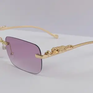 Unisex Sunglasses with Box, Daily Wear with Lightweight, Sun Protection Design
