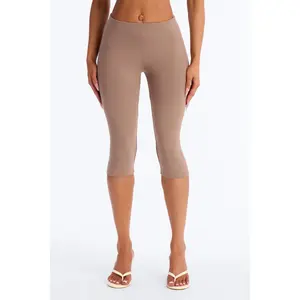 Quinn Low Rise Pedal Pusher Capri Legging - Taupe