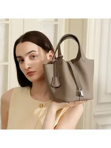 Silver buckle leather women's bag vegetable basket bag 2026 new new fashion handbag lychee pattern bucket bag women's bag Casual Trendy Bag