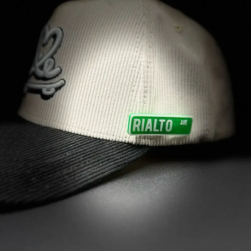 rialto st sign pin