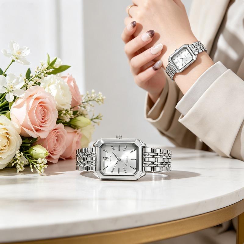 Old Money Aesthetic Silver Watch | Clean White Dial for Elevated Everyday Style