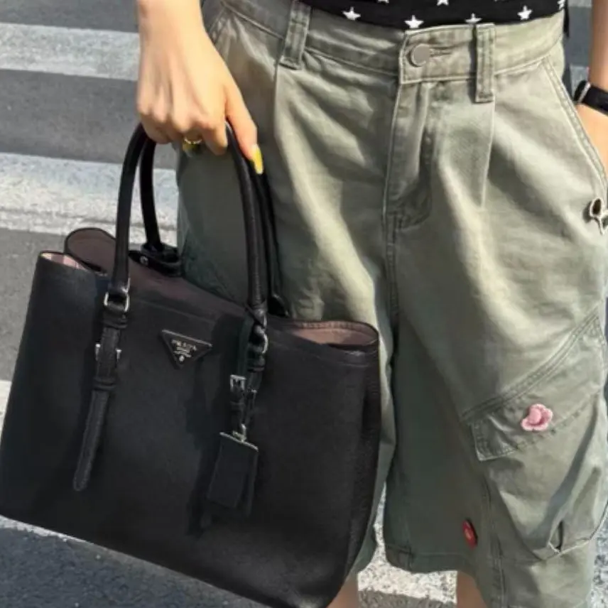 Pre-owned PRADA tote