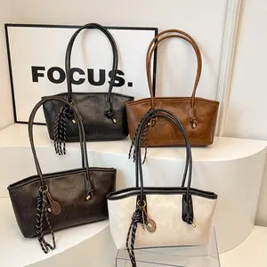 2025 Fall Winter New Arrival Tote Bag for Women, Spacious Vintage Leather Shoulder Bag & Handbag for Daily Commute Crescent Vegan