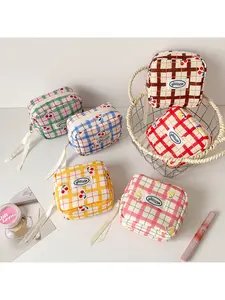 Mini storage bag, Bluetooth earphone bag, large compartment makeup bag, high aesthetic value, small cherry sanitary pad, portable and convenient