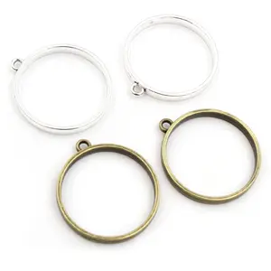 10pcs 33*37mm Bronze Antique Silver Plated Alloy Jewelry Accessories Circular Charm Hollow Glue Blank Pendant Tray Bezel