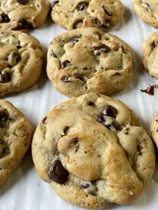 Browned Butter Chocolate Chip Cookie