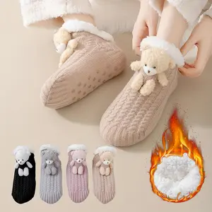 1 Pair of Women's Winter Thickened Warm Cute Bear Pattern Spring and Autumn Home Warm Floor Socks