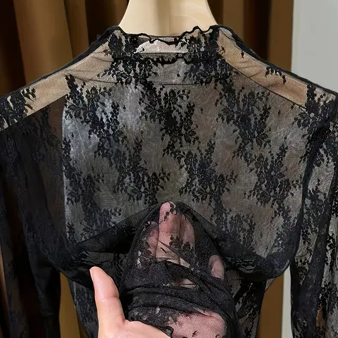 Women's Slim-Fitting Lace Top Blouse, Casual Long Sleeve Design, Perfect for Spring & Fall Wear, Stylish Daily Essential, Womenswear