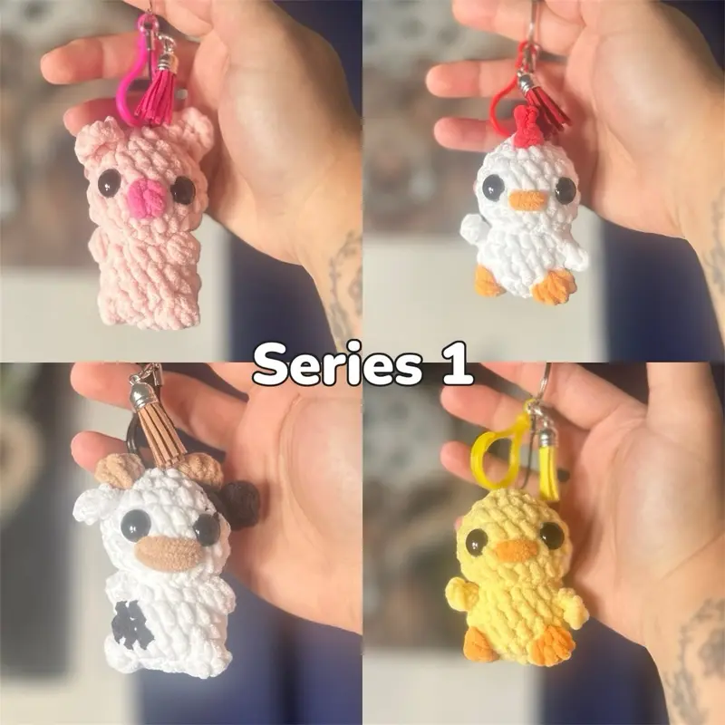 Crochet Keychain mystery animal bag, handmade, cute gift, keychain, backpack buddy, soft, toy, plushie, accessories, 3 series 13 different animals, cow, pig, chicken, chick, Dino, axolotl, frog, lion, giraffe, butterfly, bee,