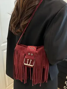 New Bohemian Style Women's Shoulder Bag, Fringe Decoration, Comfortable Suede Material, Perfect for Personal Fashion, Handbag Shoulder Bag