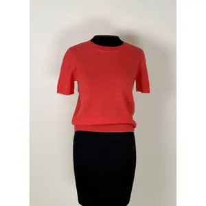 NAADAM Coastal Cashmere Short Sleeve Cropped Pullover Sweater - Bright Coral