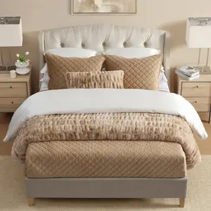 Velvet Diamond Quilt