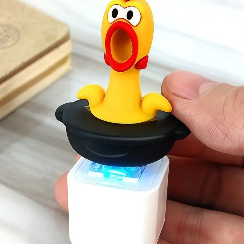 [Stress Relief Toys] Screaming Chicken Keychain, Portable Fidget Keychain, Fidget Keyring, Realistic Voice Function, Cute Animal Sound Generator, Stress Relief, Relaxing Accessory, Trendy Cute Keychain, Cool Keychains, Keychain Accessories