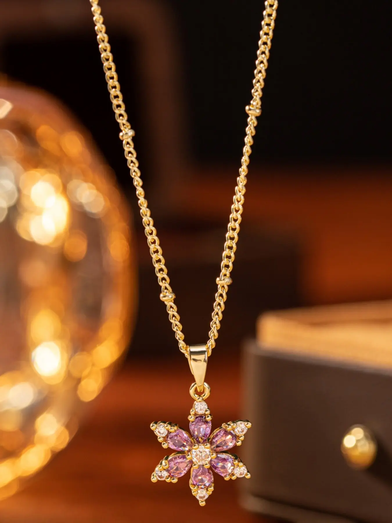 New Zircon Flower Pendant Necklace, Dainty Necklace, Elegant Fashion Jewelry for Women, Perfect Gift for Valentine's Day/birthday