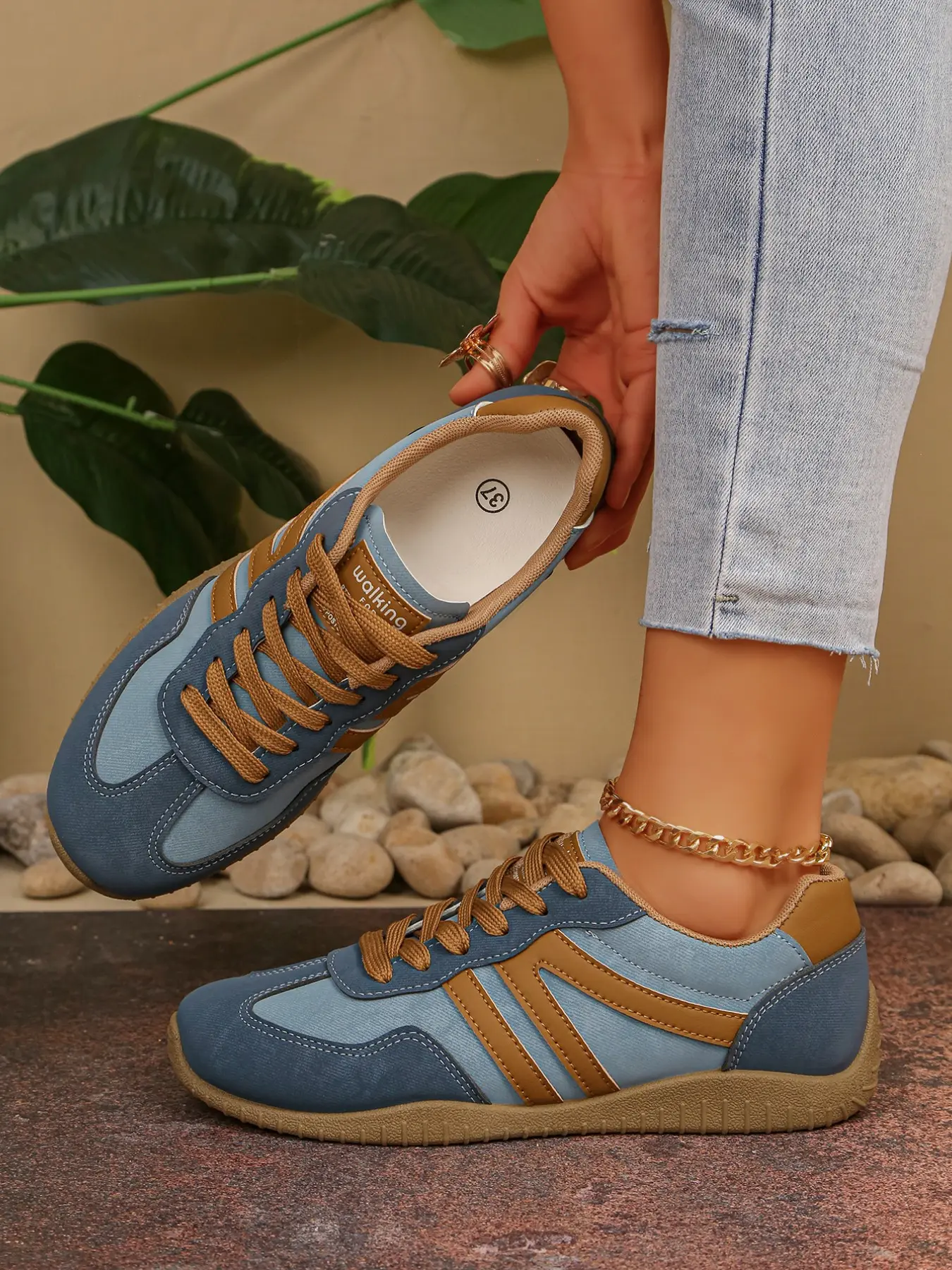 Vintage Striped Training Shoes Old School Sneakers Lace-Up Casual Sports Sneakers, Trendy Walking Sneaker, athletic walking sneaker, Multiple Colors Available, Textile Upper, Rubber Sole, All Seasons