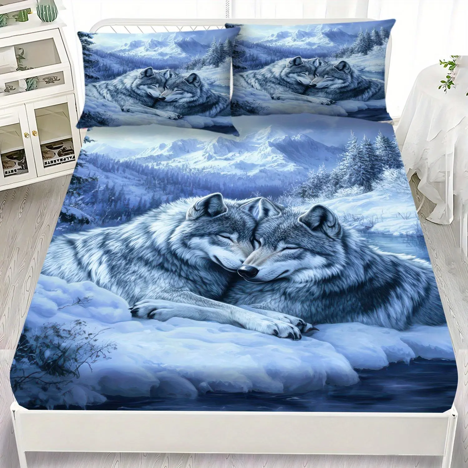 Mocarara Wolf Print 2-3-Piece Bedding Set - 1 Fitted Sheet + 1-2 Pillowcases, Winter Natural Rustic Cabin Style, Soft Durable Machine Washable, Bedroom Decor, All-Season Linens