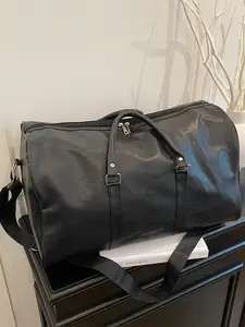 Large capacity travel tote bag, lightweight tote bag with zipper closure, fashionable and versatile, suitable for college students, school trips, travel, fitness, men's and women's travel bags