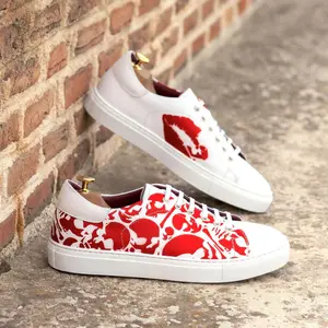 Bold White KISS Stencil Trainers with Red Lip and Skull Design - Stylish, Eye-Catching Sneakers for Fashion-Forward Looks and Statement Footwear